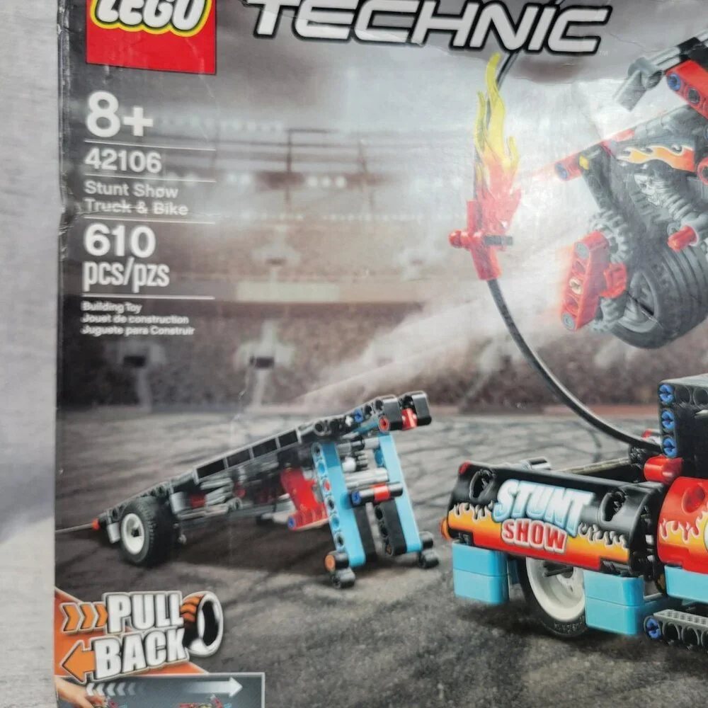 Lego Technic Stunt Show Truck & Bike 42106